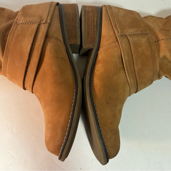 ALDO 7 Tall Knee Pull on boots low heel suede strap & buckle detail pre-LOVED - Picture 4 of 15